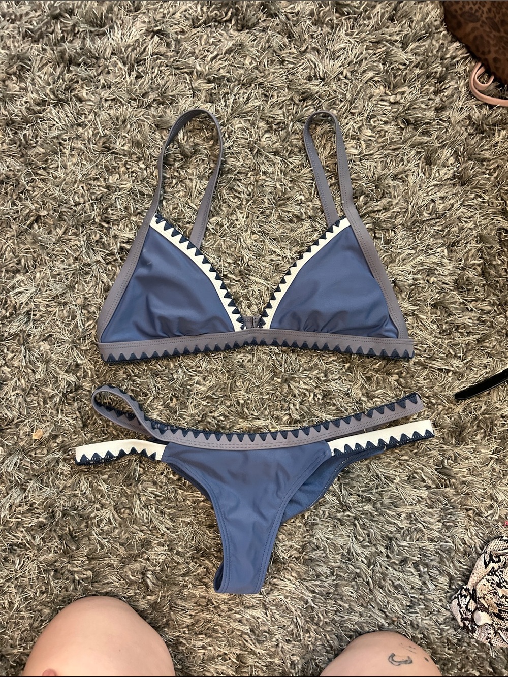 Blue Triangle Scrunch Butt Bikini Set with Contrast Trim